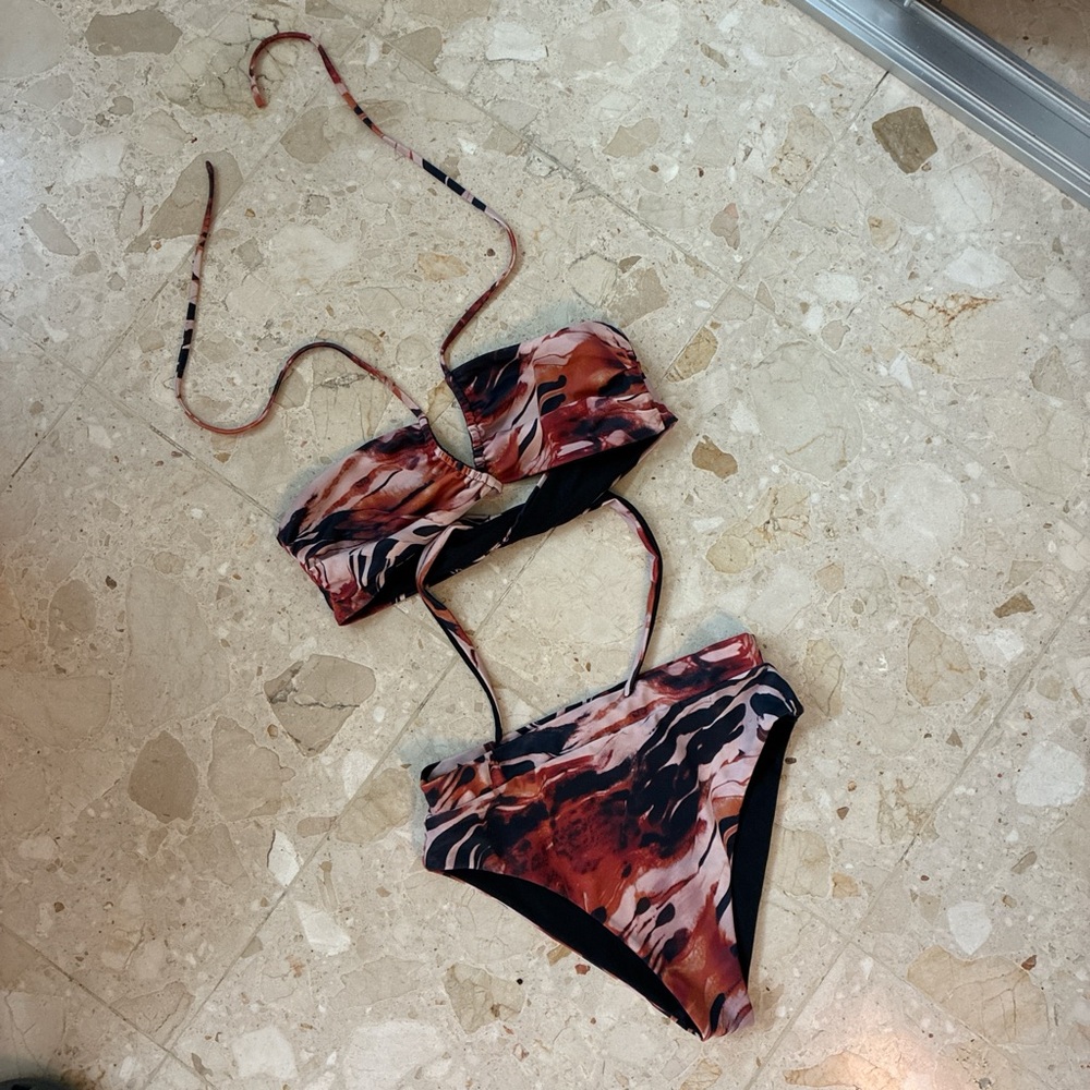 Unused UnofficialSwin Multicolor Bikini Set REVERSIBLE